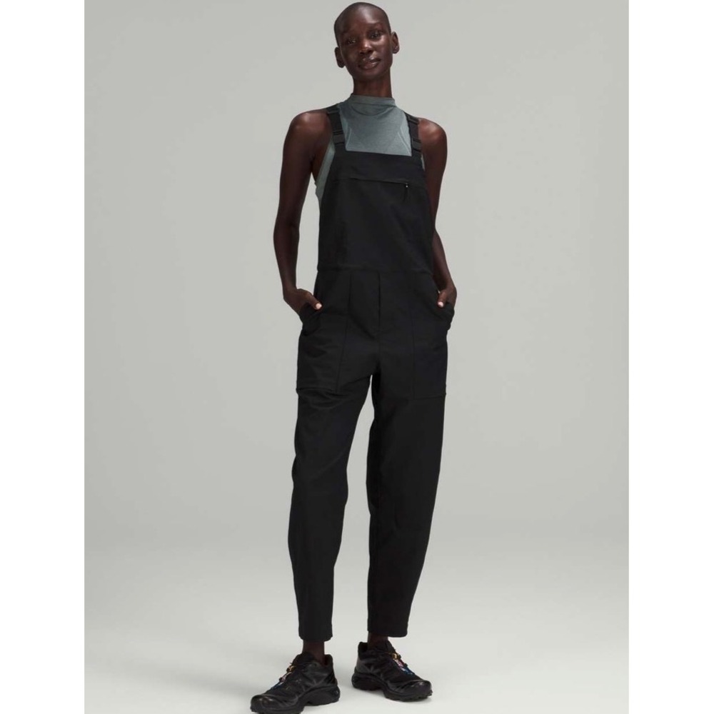 Lululemon Lab Overalls Black Size 8 Pristine Condition